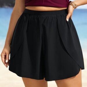 NWT BloomChic high rise swim shorts in 3X